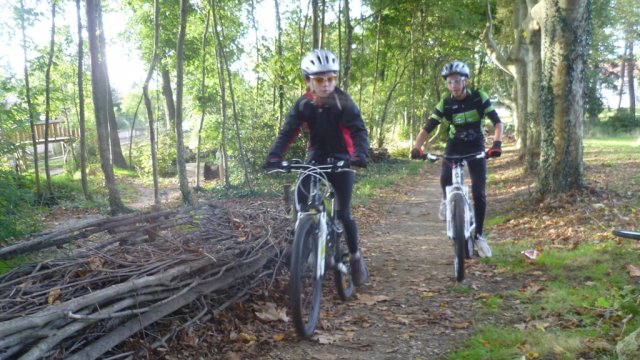 Séance école au bike Park de Genas le samedi 20 octobre 2013