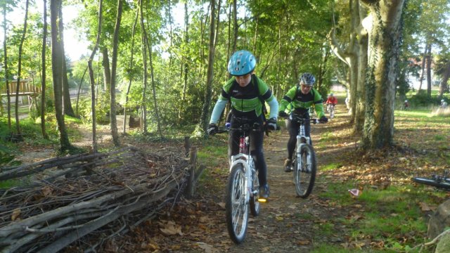 Séance école au bike Park de Genas le samedi 20 octobre 2013