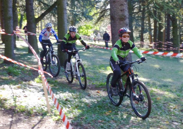 Lundi 11 novembre 2013 - Ecole - cyclo-cross de Parilly