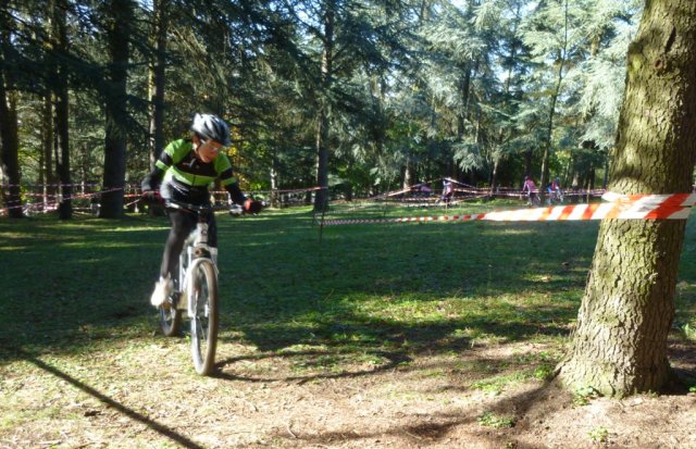 Lundi 11 novembre 2013 - Ecole - cyclo-cross de Parilly