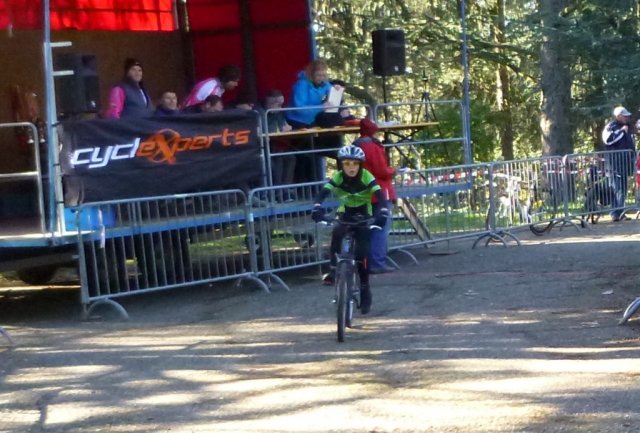 Lundi 11 novembre 2013 - Ecole - cyclo-cross de Parilly