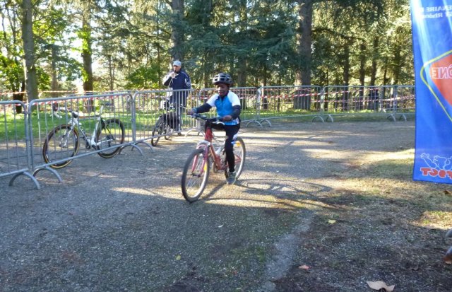 Lundi 11 novembre 2013 - Ecole - cyclo-cross de Parilly