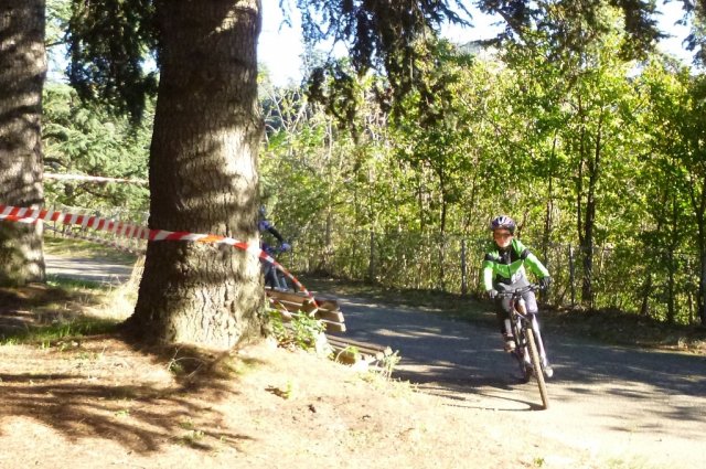 Lundi 11 novembre 2013 - Ecole - cyclo-cross de Parilly